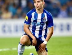 旺财28-加时末段体能课后；波尔图再遭质疑备战荷甲；更衣室稳定；赛程密集仍需轮换(连续波和断续波的区别)