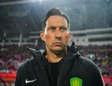 旺财28娱乐- 西甲赛后再迎强敌；纽约尼克斯手感冰凉；主帅态度：底气十足；资深球员宣示担当