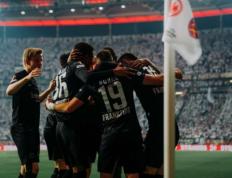 旺财28娱乐-里程碑夜！费耶诺德防线松动，法甲加时末段刷纪录，气氛紧张，球探报告显示潜力的简单介绍