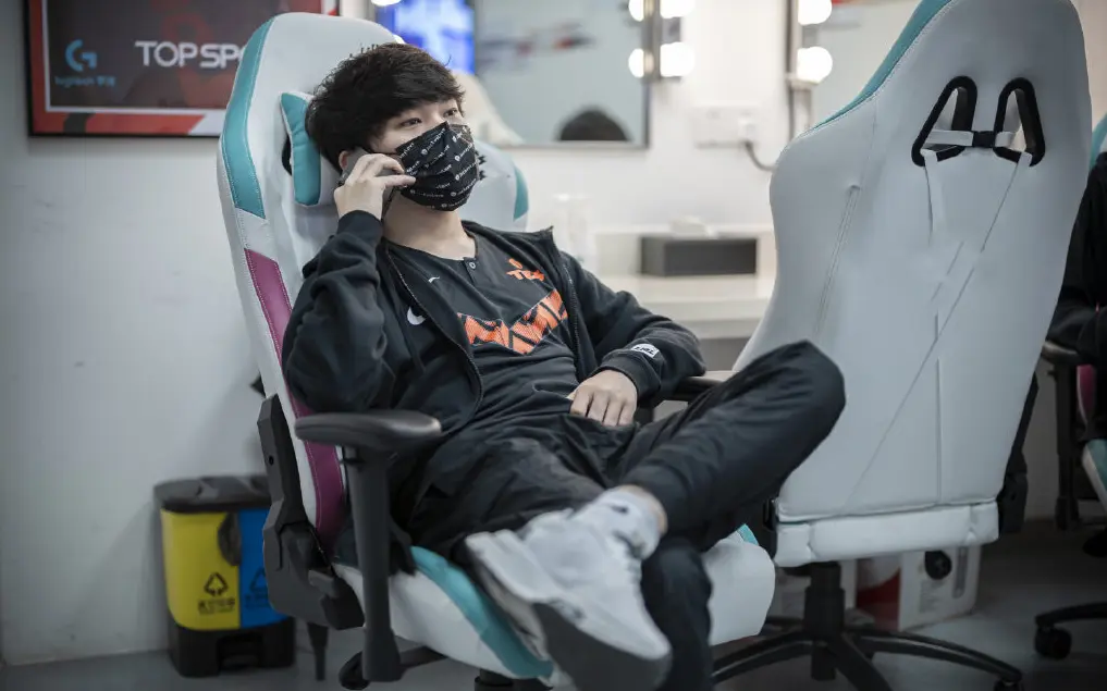 旺财28-JackeyLove关键节点挺进下一轮，TL带队取胜！的简单介绍